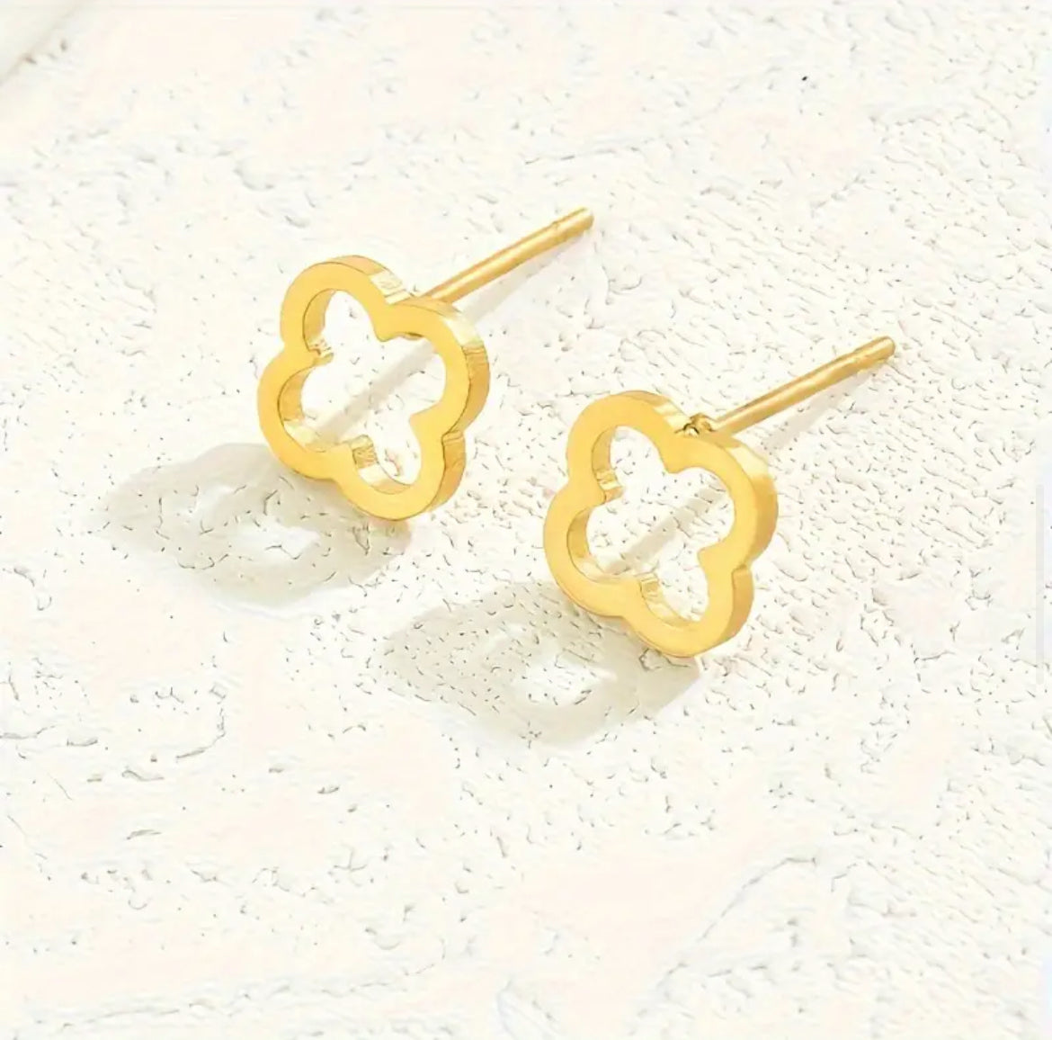 Hollow Clover Stud Earrings