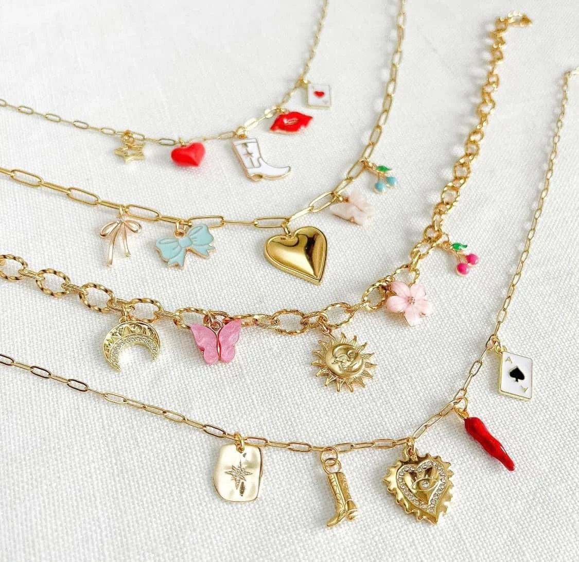 In-Store Charm Bar Experience