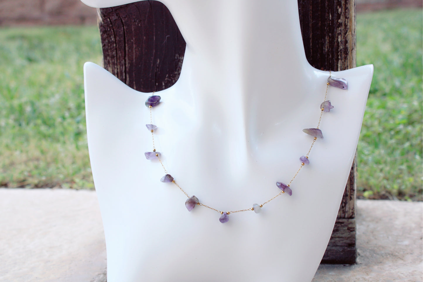 Irregular Beaded Stone Necklace