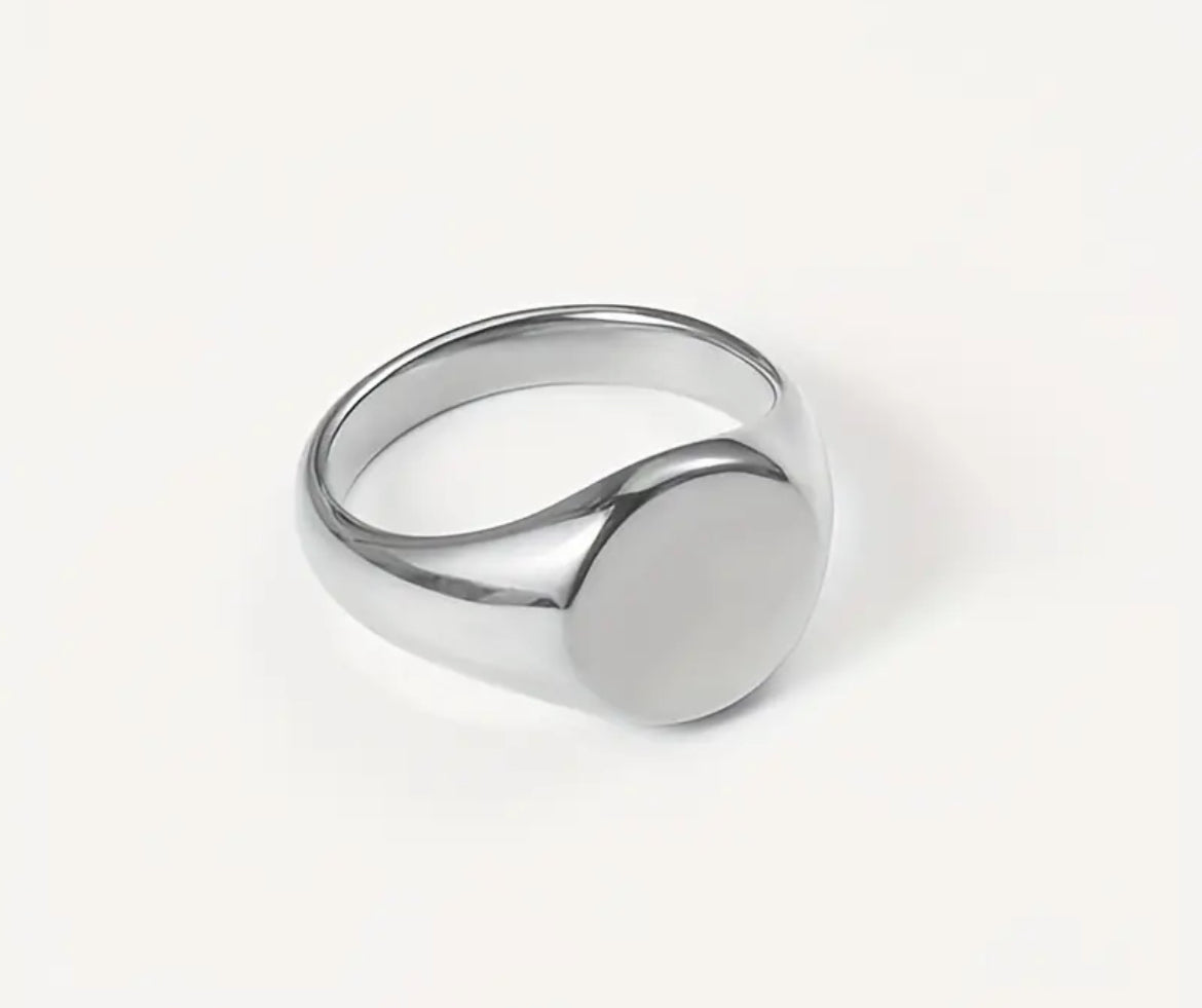 Round Minimalist Ring