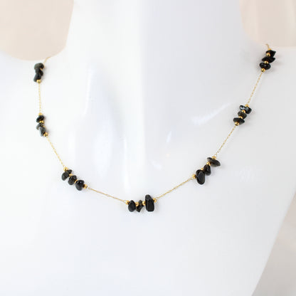 Irregular Stone Dainty Necklace