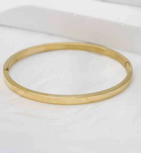 Lux Thin Simple Bangle