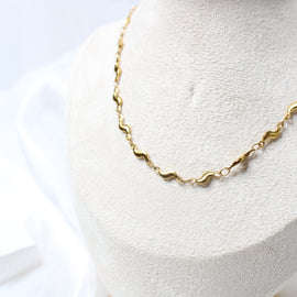 S chain necklace