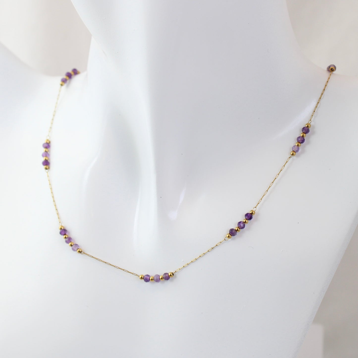 Elegant Round Stone Beaded Chain Necklace