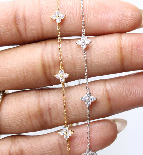 Diamond Studded Flower Bracelet