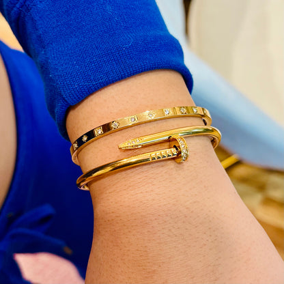 Luxe Nail Shaped Bangle