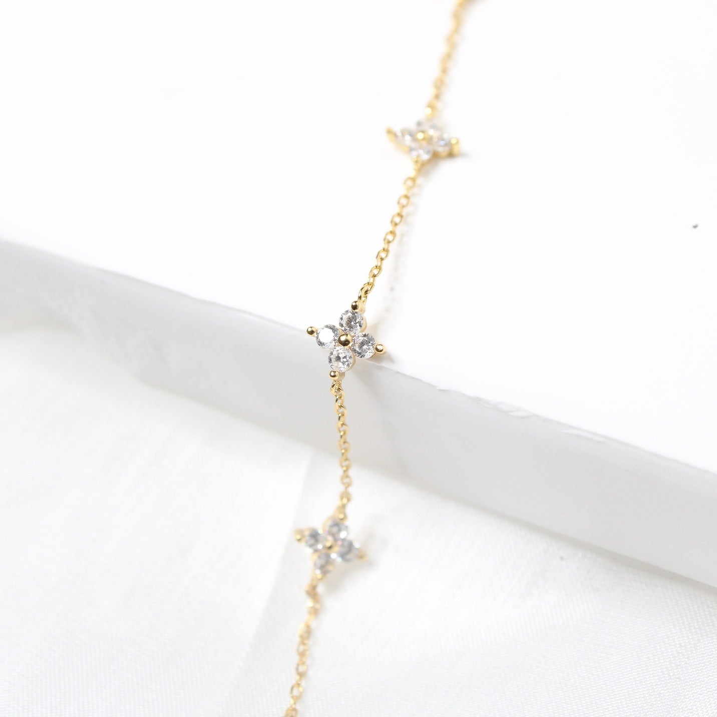 Diamond Studded Flower Bracelet