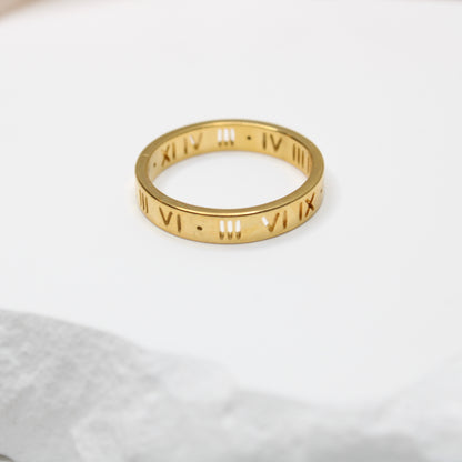 Thin Roman Ring