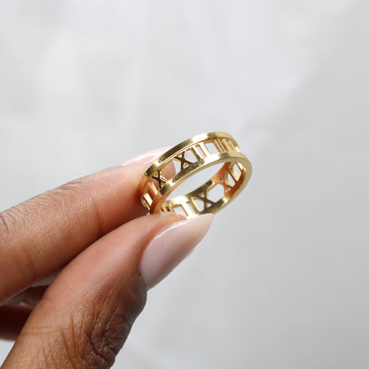 Roman Ring