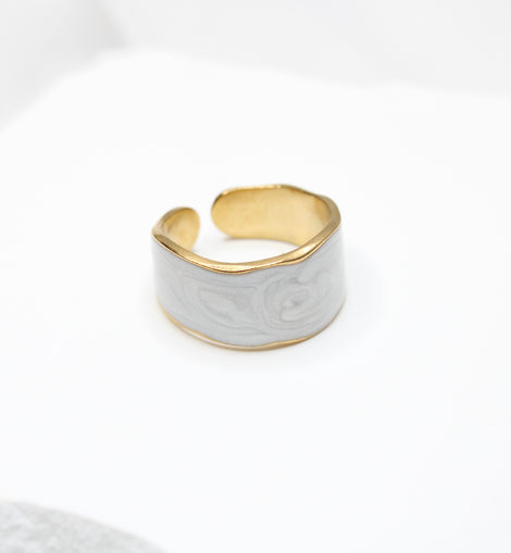 Wavy Ring