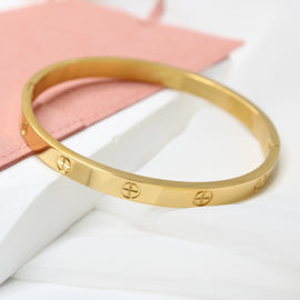 Lux Cross Bangle