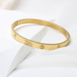 Lux Cross Bangle