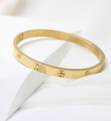 Lux Cross Bangle